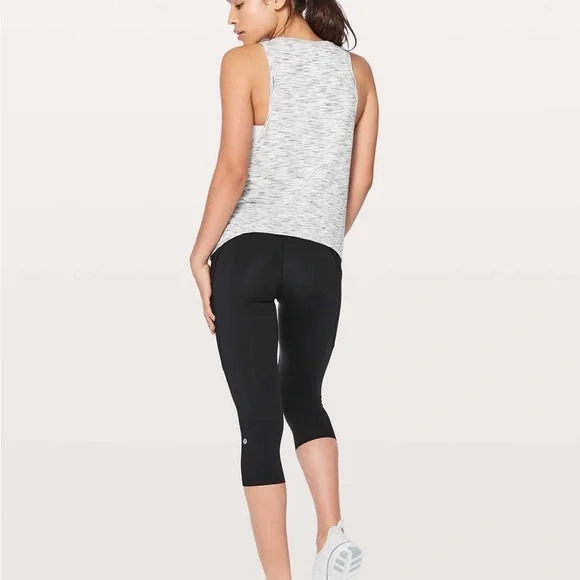 Lululemon Squad Goals Tank - Picture 4 of 7